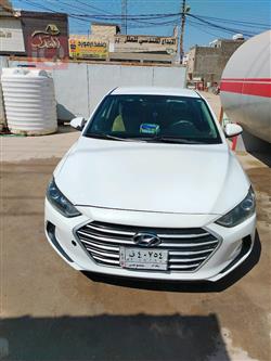 هیوندای ئەلەنترا